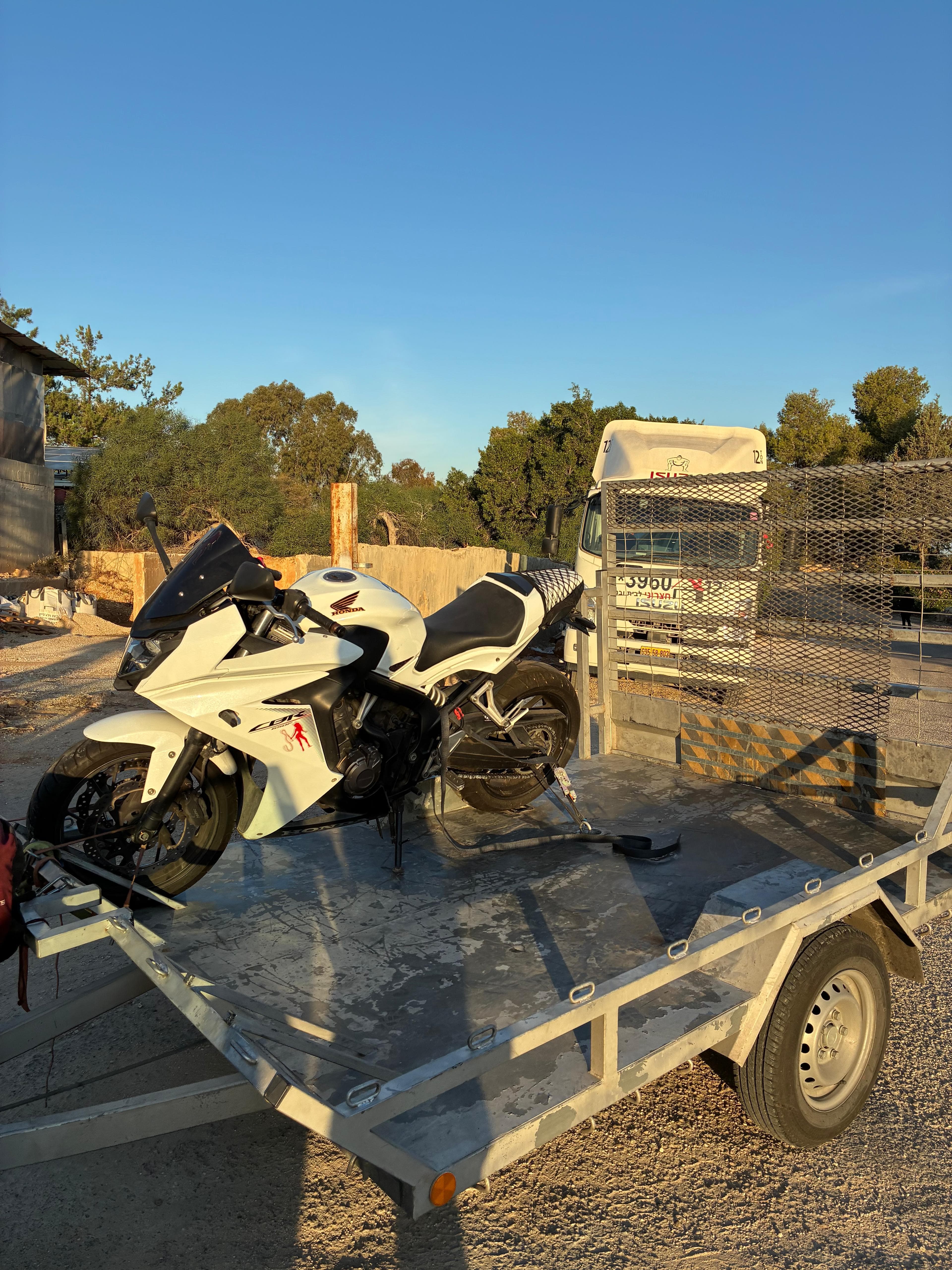 חילוץ אופנוע ספורט